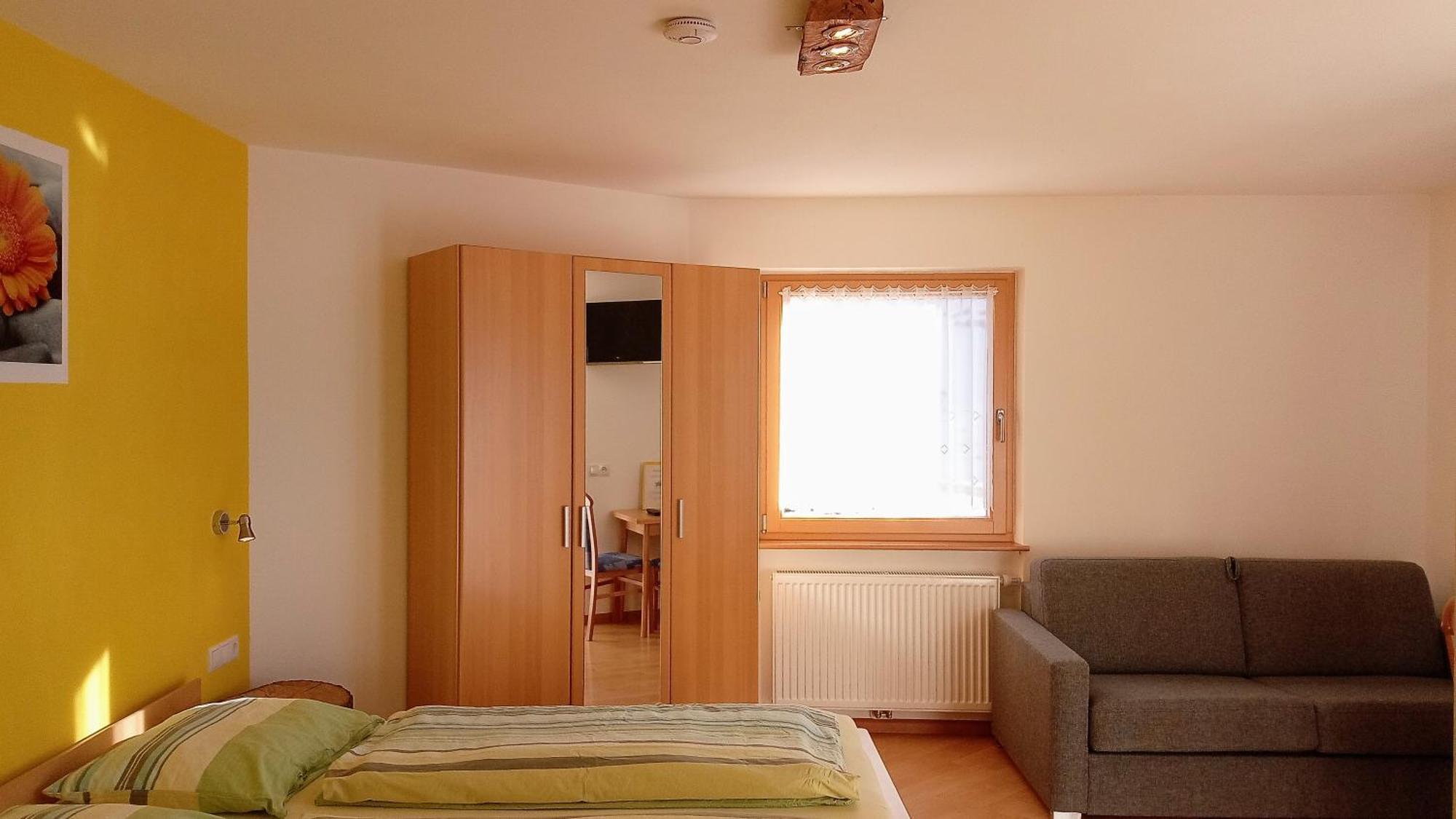 Gschloier (adults Only) Farm stay Laion
